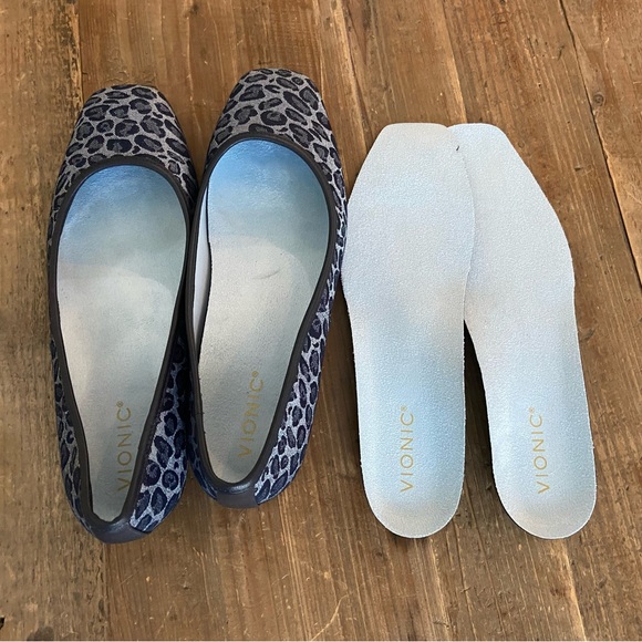Vionic Blue Leopard Print Flats 10 - Picture 7 of 12